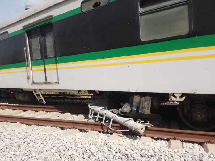 Train crushes toddler TWINS to death in Niger State t26262