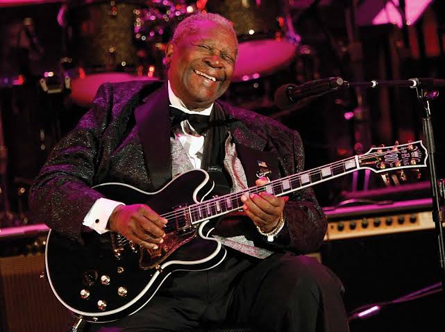 A Journey Through The Top 10 Guitarist Of All Time