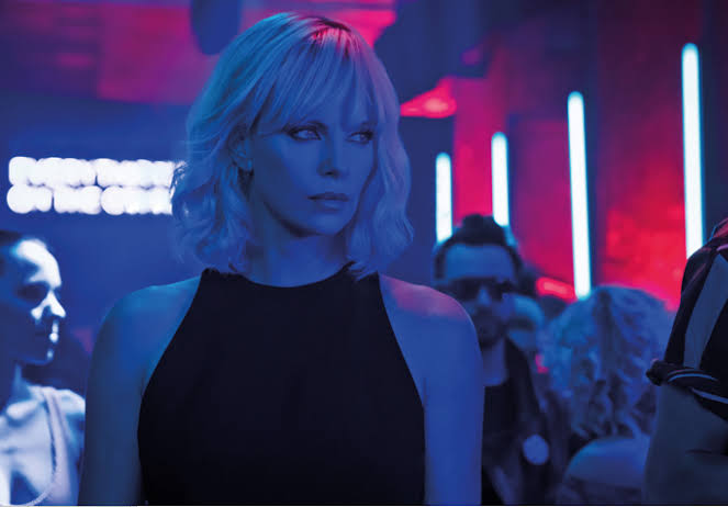 Galactic Goddesses: The 13 Sexy Sci-Fi Babes in Pop Culture