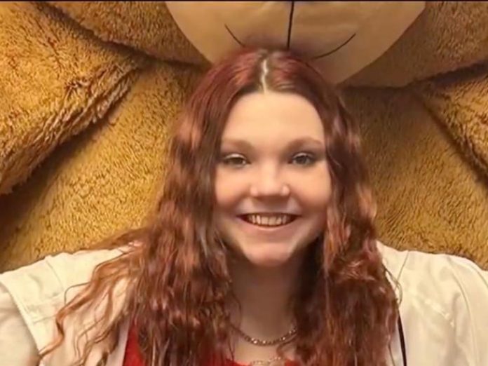 16 Teen girl k!lls herself