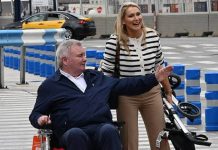 Eamonn Holmes, 64, furiously HITS BACK at trolls following backlash for taking new girlfriend