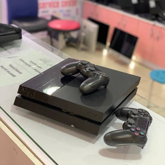 The Ultimate Gaming Machines: Top 10 Best Video Game Consoles of All Time