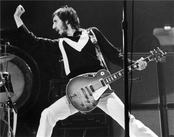 Top 10 Signature Rock Moves That Shook the Stage  