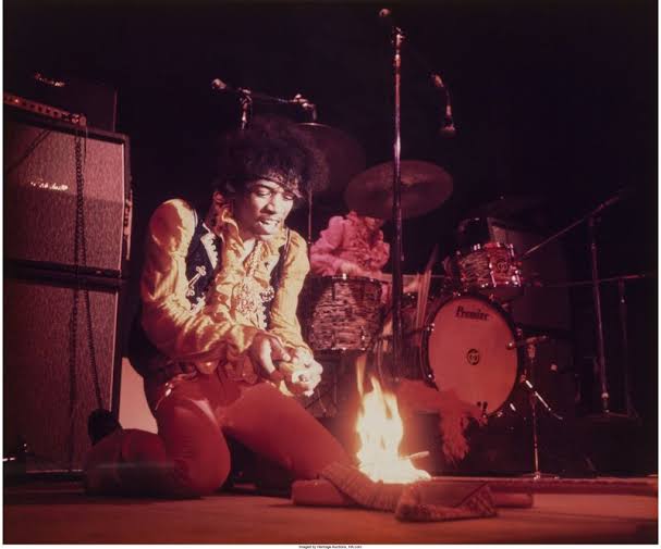 Top 10 Signature Rock Moves That Shook the Stage  