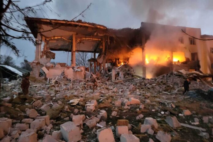 _Russian missile ENTERS Polish, NATO, airspace during Ukraine strikes leaving 33ft crater 61525252