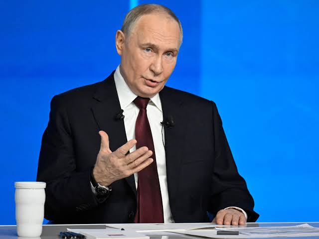 Russia WARNS U.S. must 'consider realities on ground' as Putin stops airstrikes on Ukraine for 3 days
