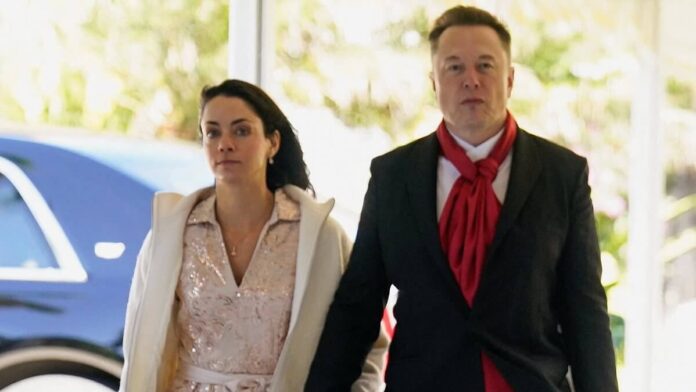 Elon Musk ends her relationship of a decade with longtime partner Shivon Zilis 5442 (1)
