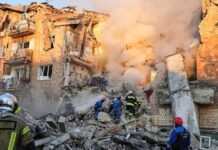 One dead and two injured after Russia air strike hits Kyiv buildings OVERNIGHT